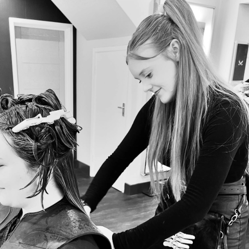 HAIR ACADEMY NEAR ME BROADWAY Award-Winning Hairdressers In Worcestershire